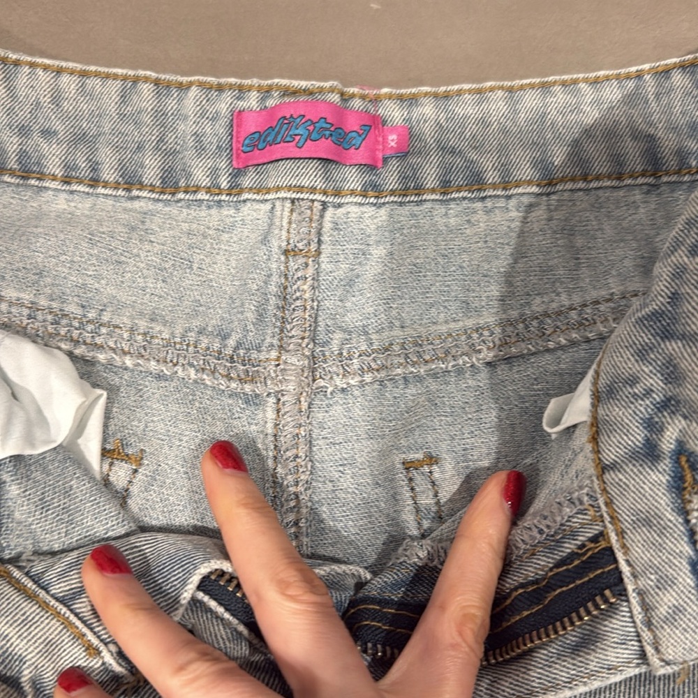 Edikted Bow Jeans size XS - Picture 3 of 6